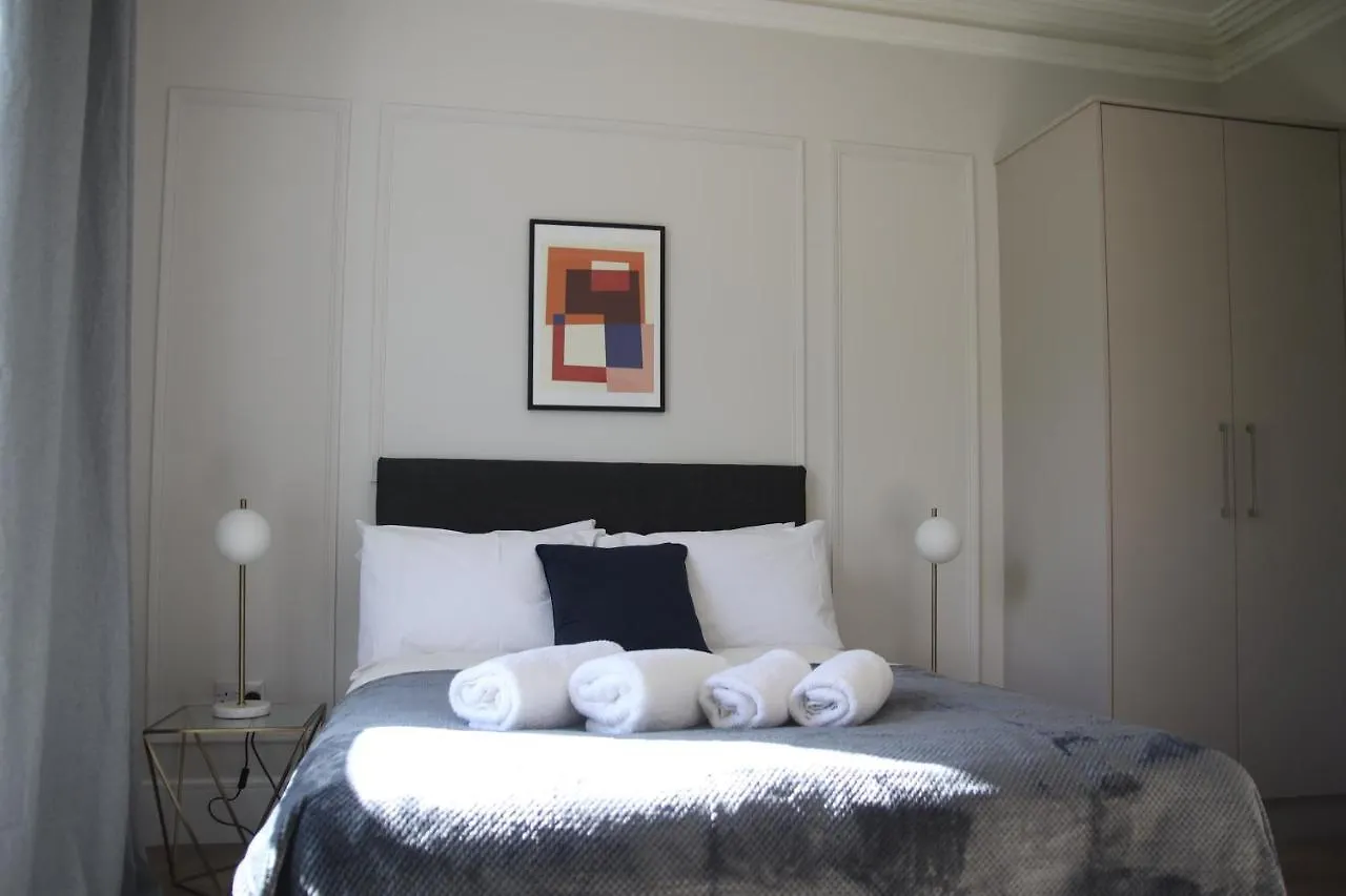 게스트하우스 Crawford House- Scholarlee Living Apartments 코크