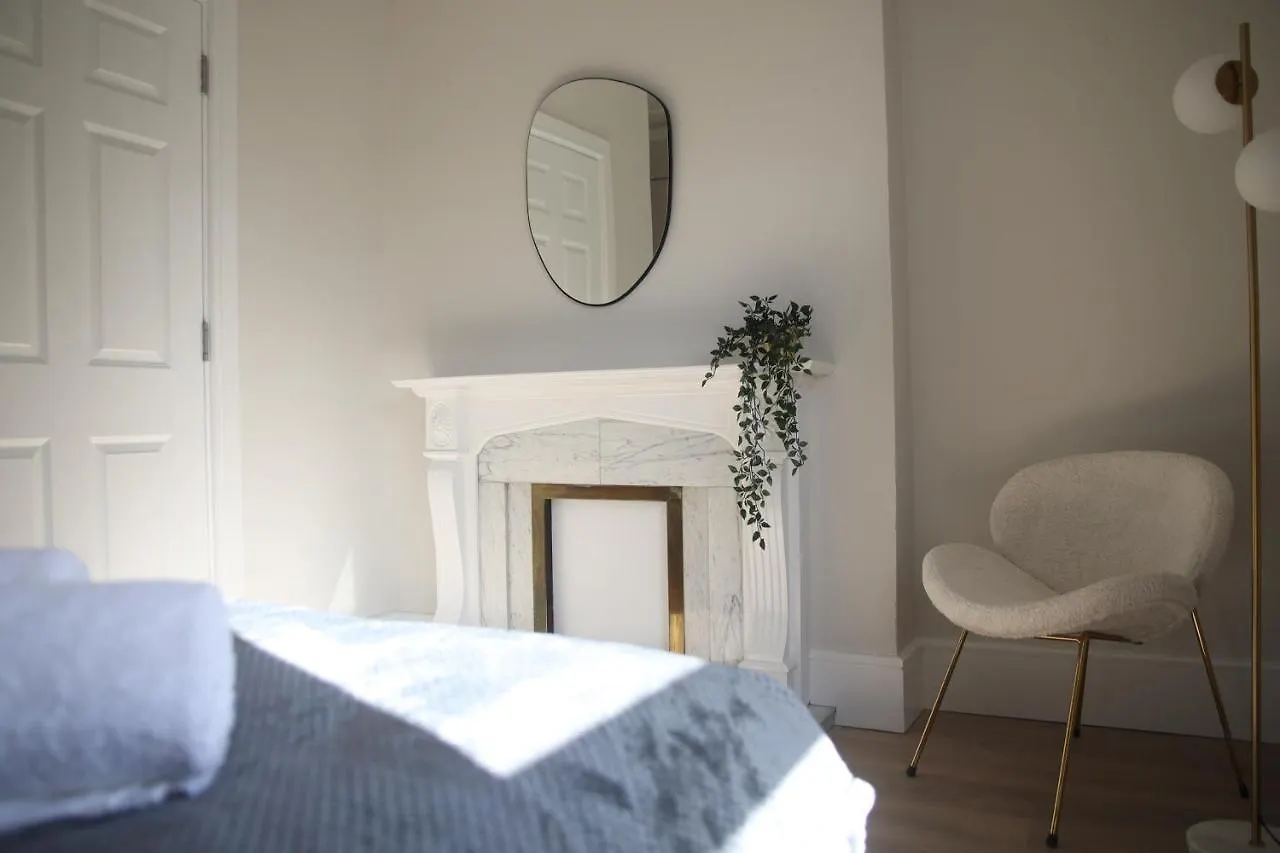Crawford House- Scholarlee Living Apartments Cork