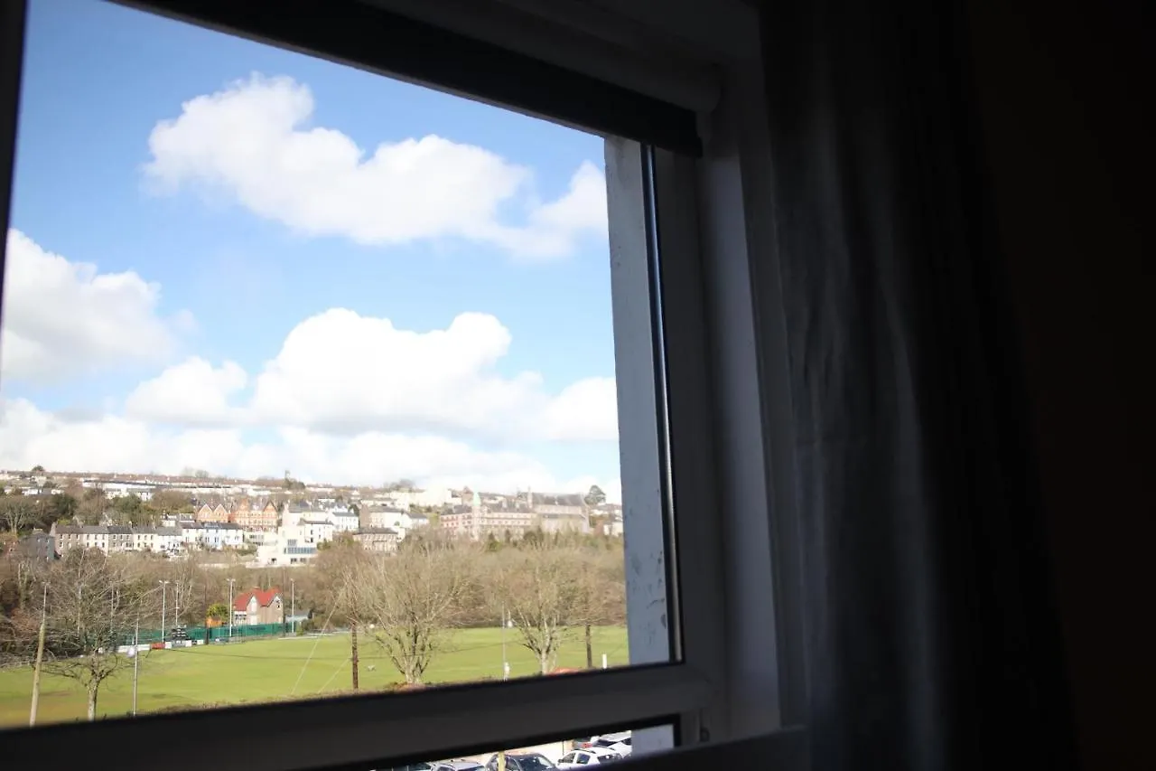 *** Guest house Crawford House- Scholarlee Living Apartments Cork Ireland