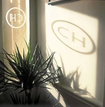 Crawford House- Scholarlee Living Apartments Cork